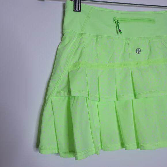 LULULEMON Pace Setter Skirt Petit Dot Faded Zap Tennis Stretch Active Women's 2 - Picture 5 of 9